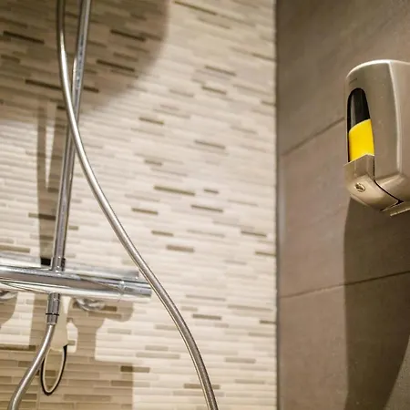 Deluxe 35m2 Center With Views - Db6c Ден Бош